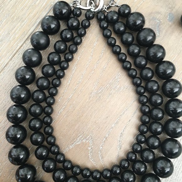 Chunky Black Necklace - Picture 5 of 6